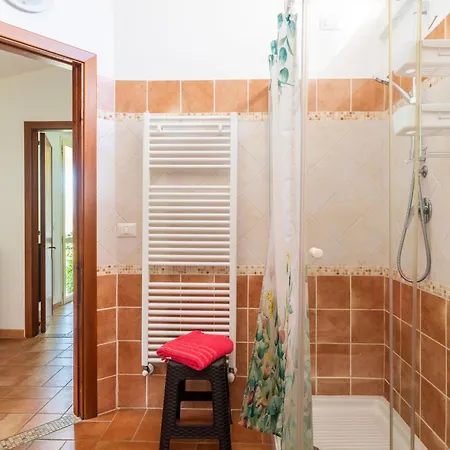 Casa Nespolo Tatil Evi Tortolì